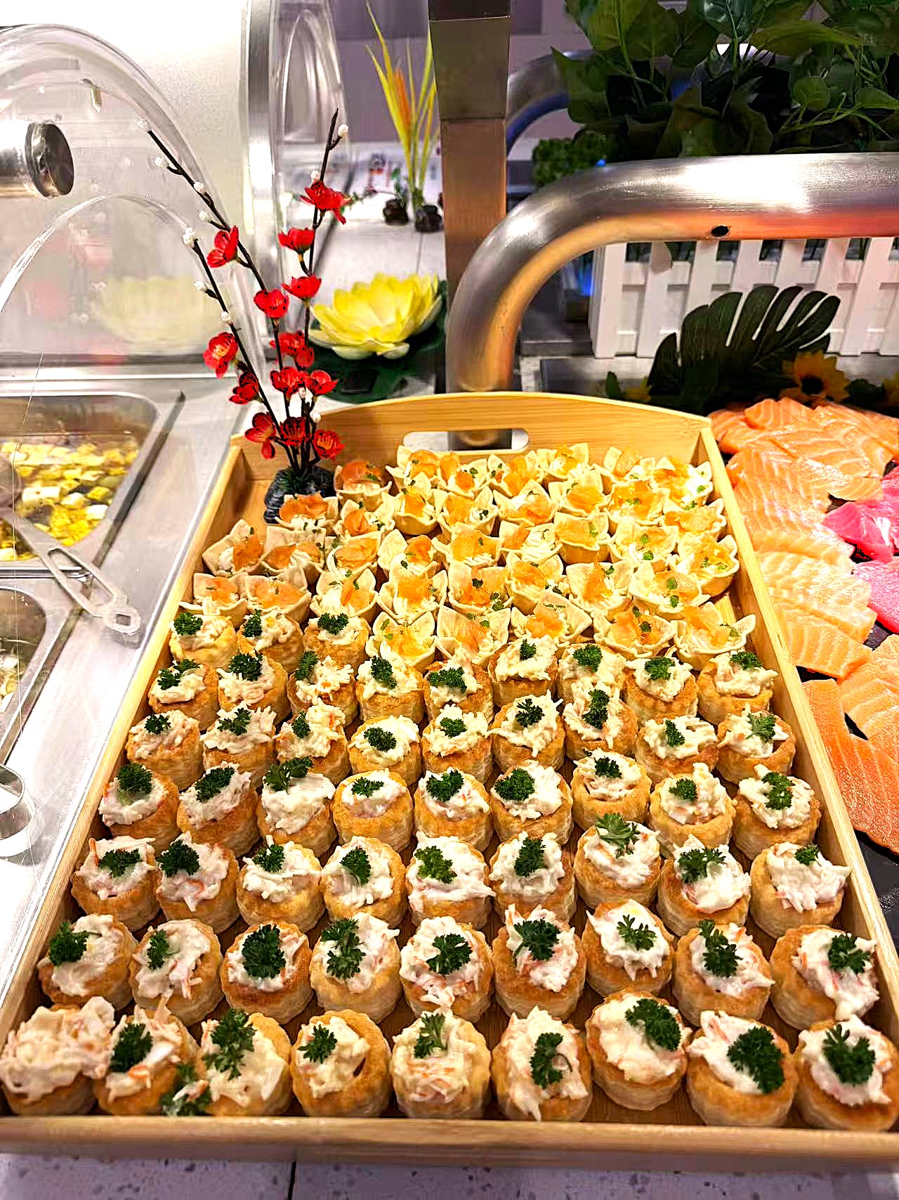 Sélection de sushis frais au buffet asiatique Wok d'Asie à Hornu